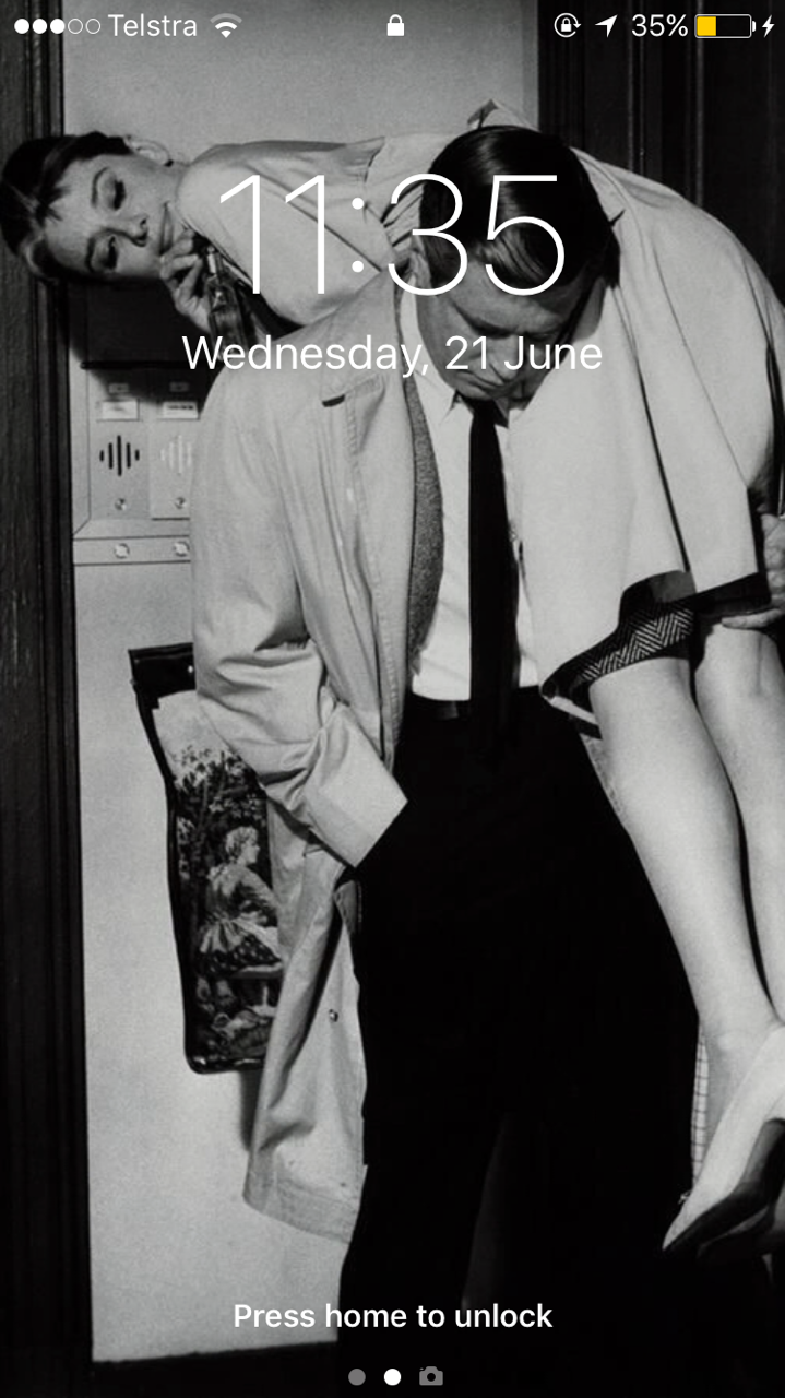 Iphone Aesthetics 144 Breakfast At Tiffanys