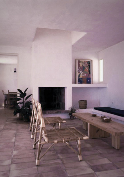 ofhouses:<br />675. Josep Lluís Sert /// Jutta von Seht House /// <br />Urbanización Can Pep Simó, Ibiza, Spain /// <br />1964-65<br />OfHouses guest curated by Apartamento.(Photo:<br /> © Véra Cardot, Pierre Joly. Source: Centre Pompidou, Bibliothèque Kandinsky.)<br /> ofhouses:<br />675. Josep Lluís Sert /// Jutta von Seht House /// <br />Urbanización Can Pep Simó, Ibiza, Spain /// <br />1964-65<br />OfHouses guest curated by Apartamento.(Photo:<br /> © Véra Cardot, Pierre Joly. Source: Centre Pompidou, Bibliothèque Kandinsky.)<br />
