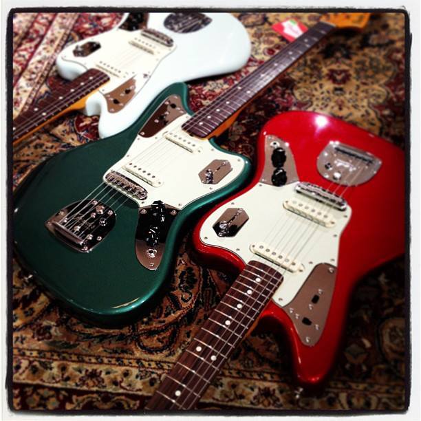 looseoddities:
“ One day I will own a Johnny Marr Fender Jaguar. Until then, I have this photo.
”