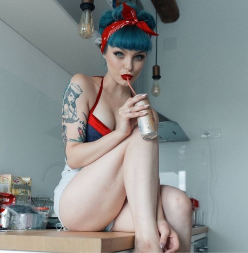 tattedbeautues:Minja Cvetković (Miss Psycho Cat)