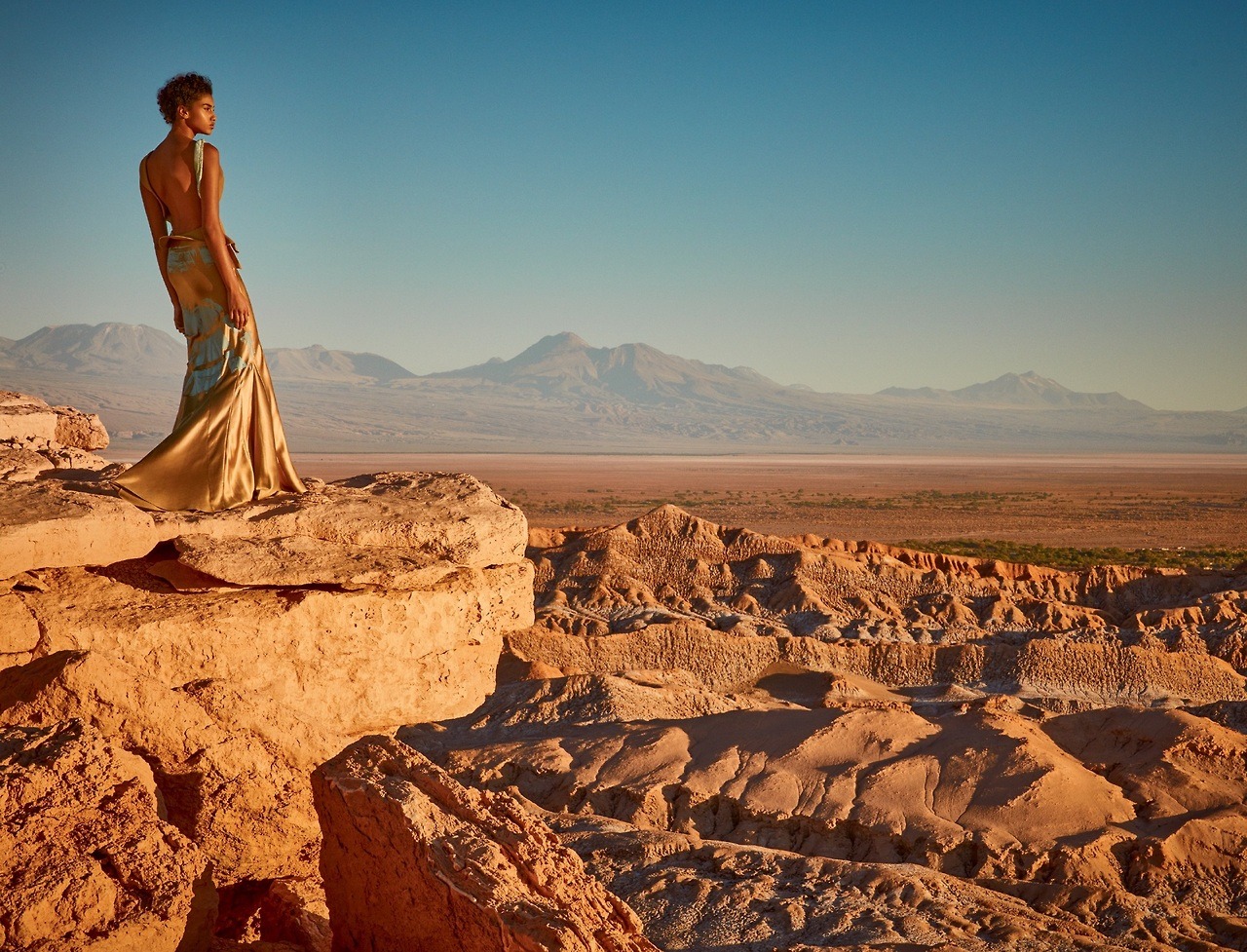 Black-is-no-colour — Vogue US January 2016, Editorial “Desert Calm”.... Black-is-no-colour — Vogue US January 2016, Editorial “Desert Calm”....