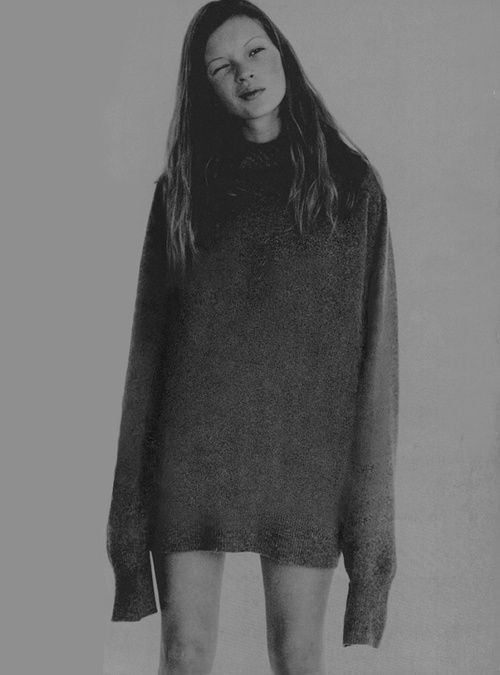 90sfashiongal:Time for oversized sweaters.