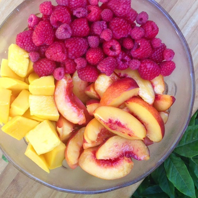 Eat To THRIVE — Today’s bright & beautiful breakfast fruit bowl!...