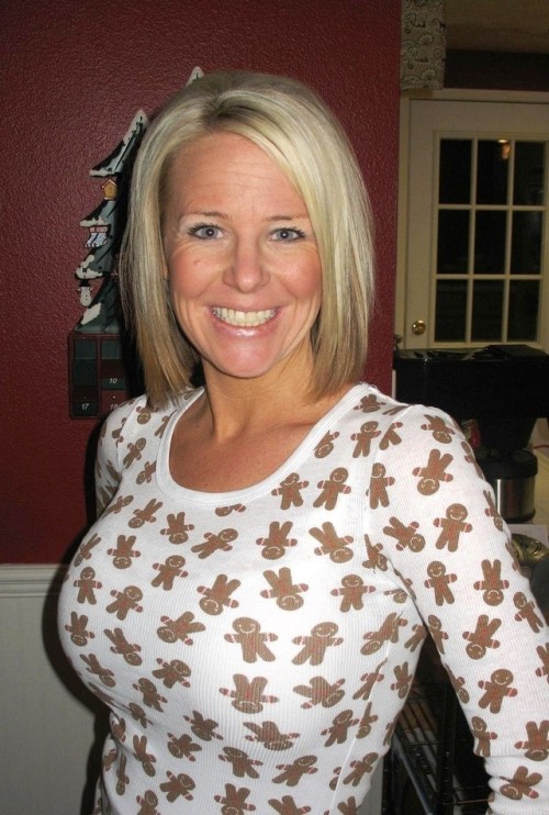 mature-remarkable-sex:AmyPics number: 52Looking: MenFree...