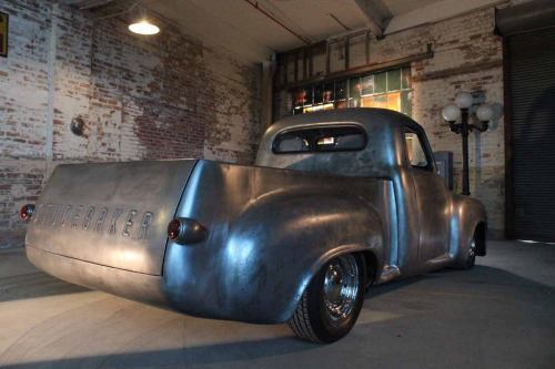 hotrodzandpinups:roadkillcustoms:Custom StudebakerMore...