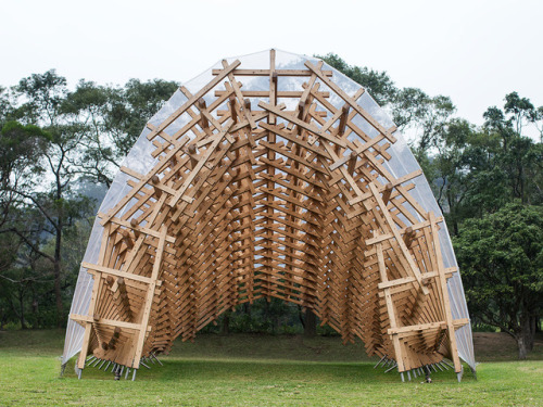 fabriciomora:Wind eaves Kengo Kuma | Ⓒ BENJAMIN HOSKING