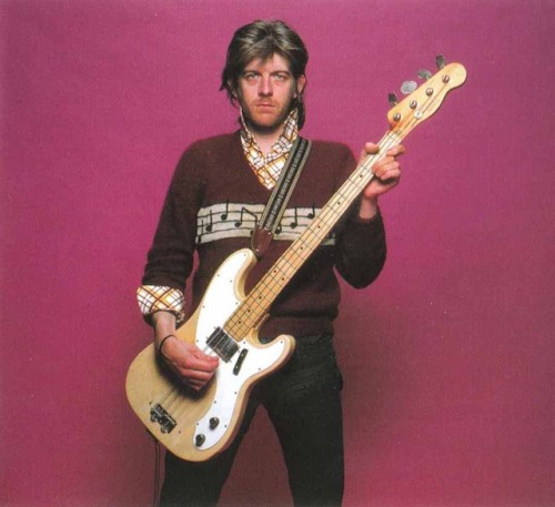 Happy #NickLowe Day! #thedamned #tartanhorde #robertabayley...