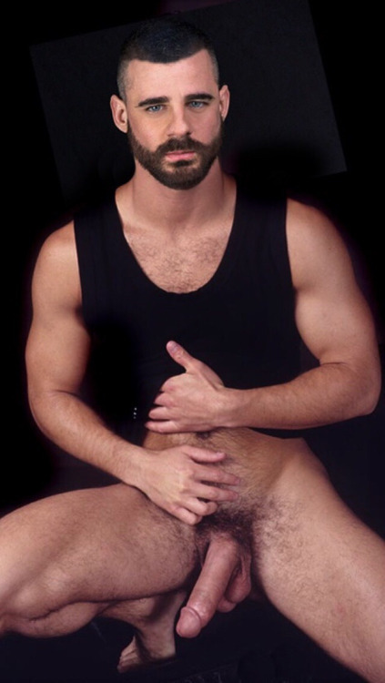 @DutchHairyGayLover