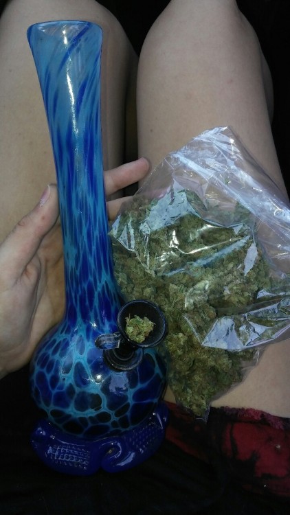 pretty bong on Tumblr