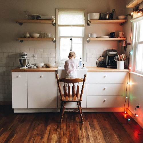 oldfarmhouse:“Photo by @kathleeenrose #myBeigeLife ”