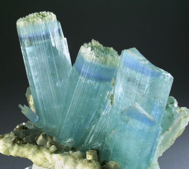 Minerals, Crystals & Fossils - Aquamarine - Pakistan