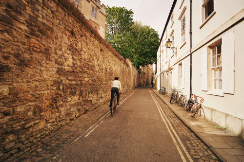 jacindaelena: Vivienne Gucwa || Oxford 