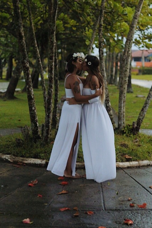 lesbian couple lesbian goals lesbians lgbtq lesb