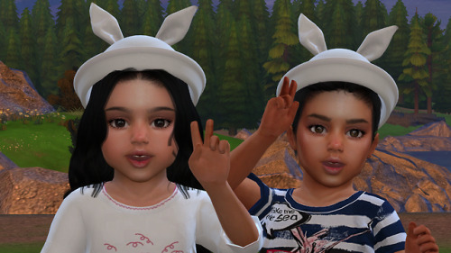 justdenver:Little bunnies … Francesca and Giuliano …. :))))...