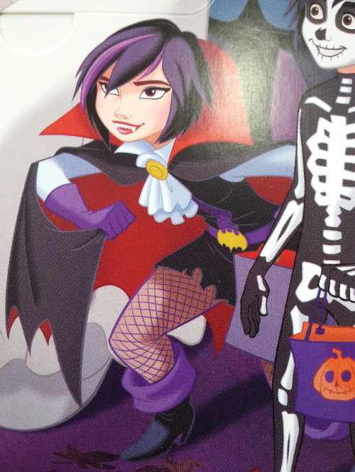 toonyfan411:I just found a new Disney Halloween book, Gogo...