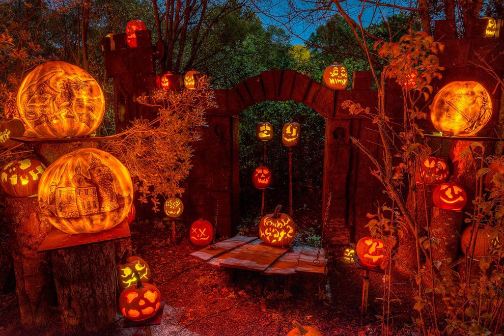 The 2015 Jack-O-Lantern Spectacular is currently... | Archie McPhee's ...