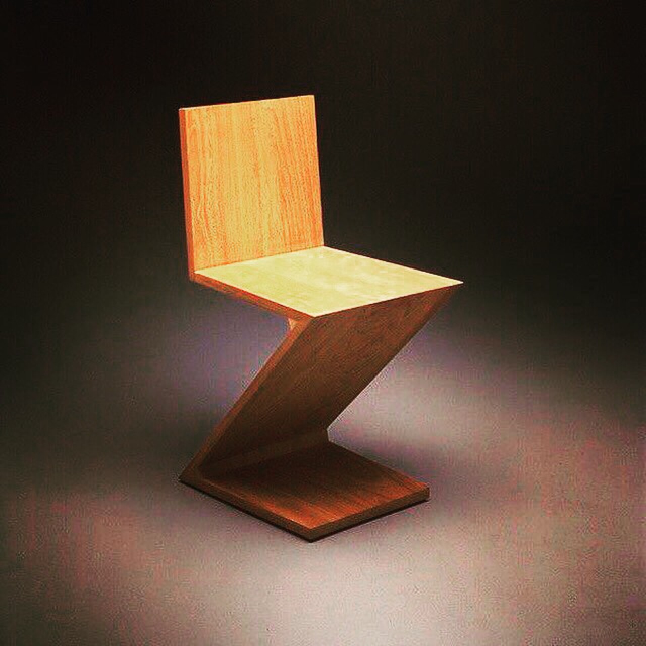 Bauhaus Movement Magazine Zig Zag Chair By Gerrit T Rietveld