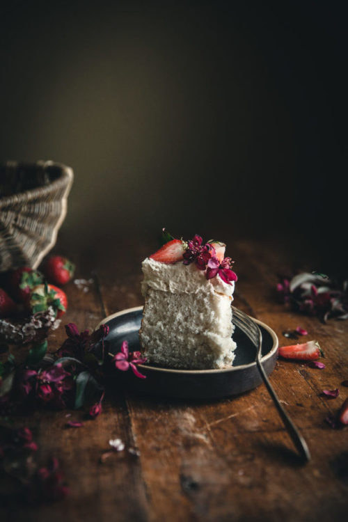 sweetoothgirl:Angel Food Cake + Whipped Cream & Berries