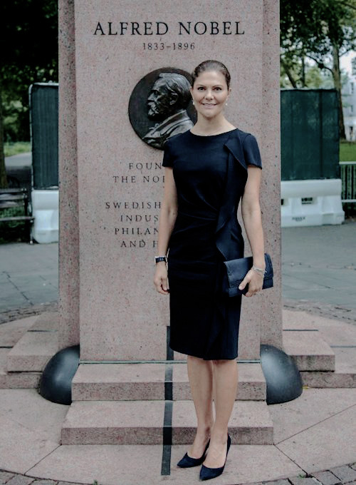 duchessofostergotlands:Crown Princess Victoria’s foreign...