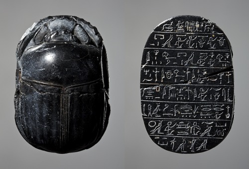 gemma-antiqua:Ancient Egyptian black serpentine scarab, dated to...