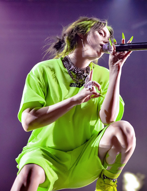 billieeilishgifs