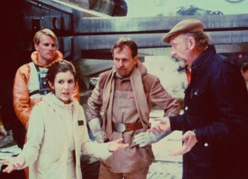 theorganasolo:Carrie Fisher and Irvin Kershner on the Echo Base...