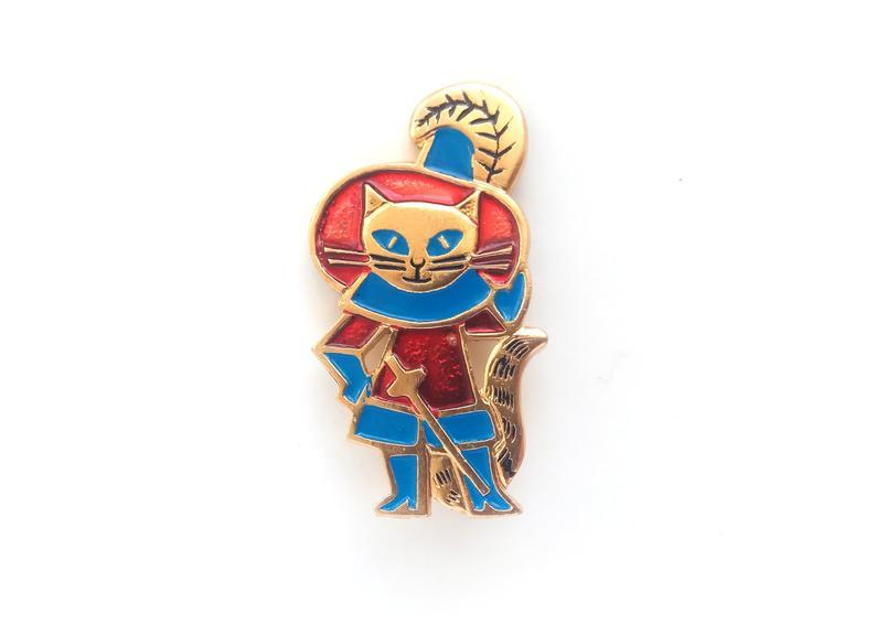 Puss in Boots pin