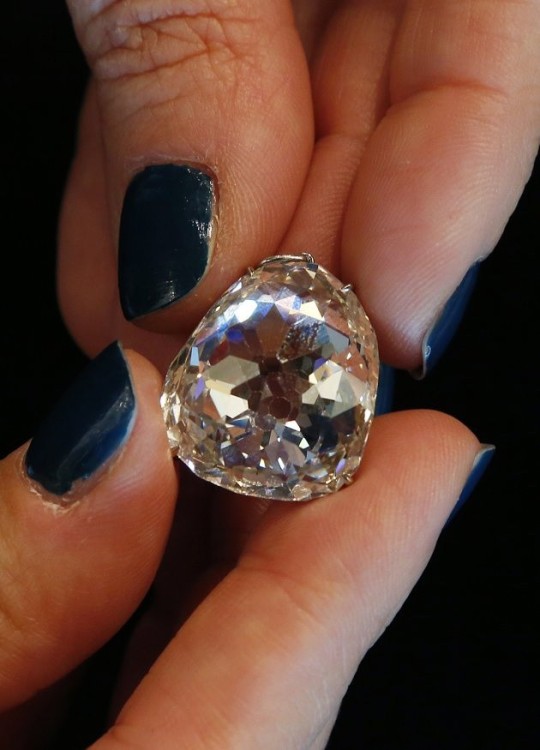 Southeby's Image of Sancy Diamond