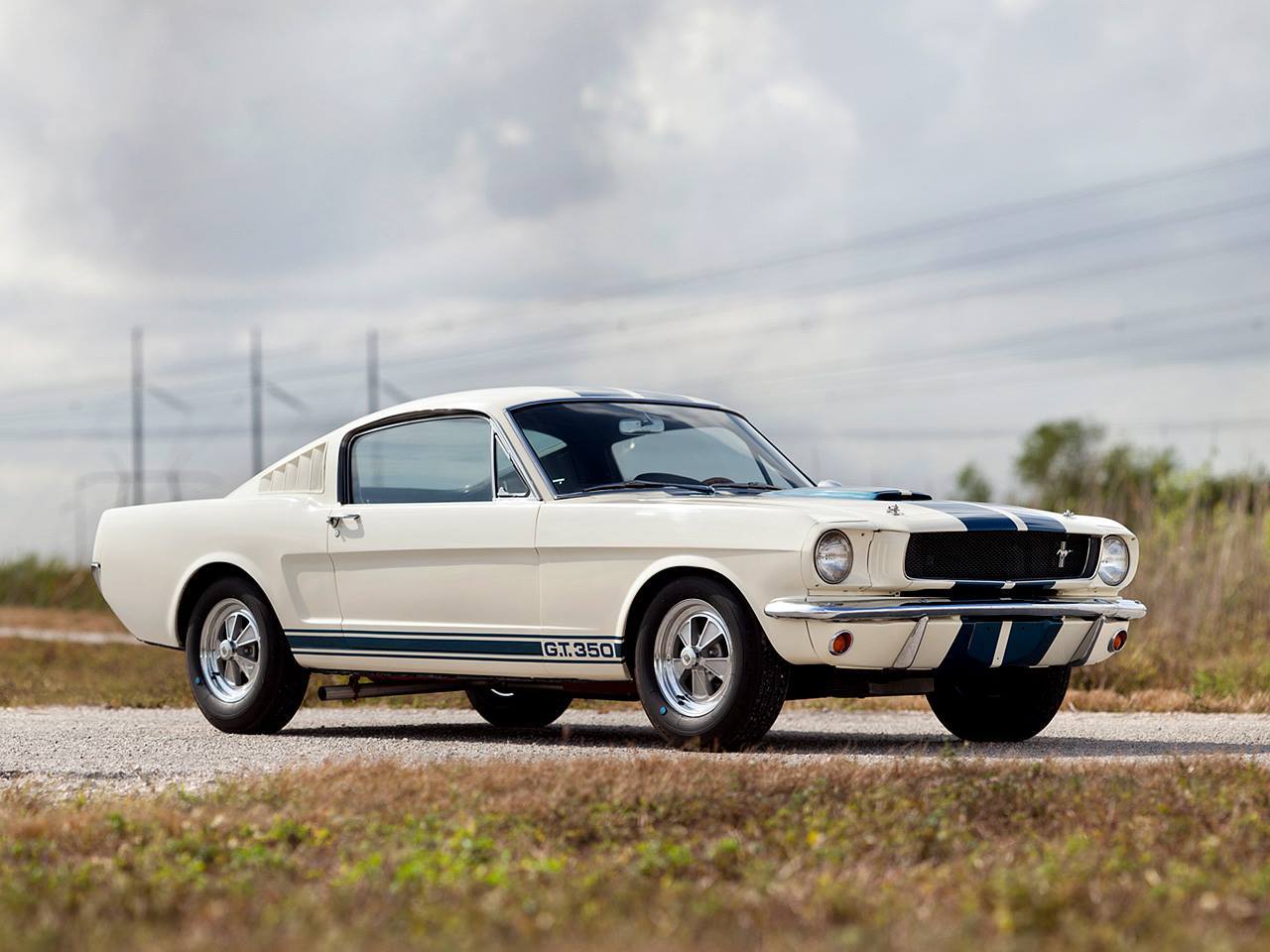 Mustang Legendary Machine. - Shelby GT350 1965 with optional “Le Mans ...