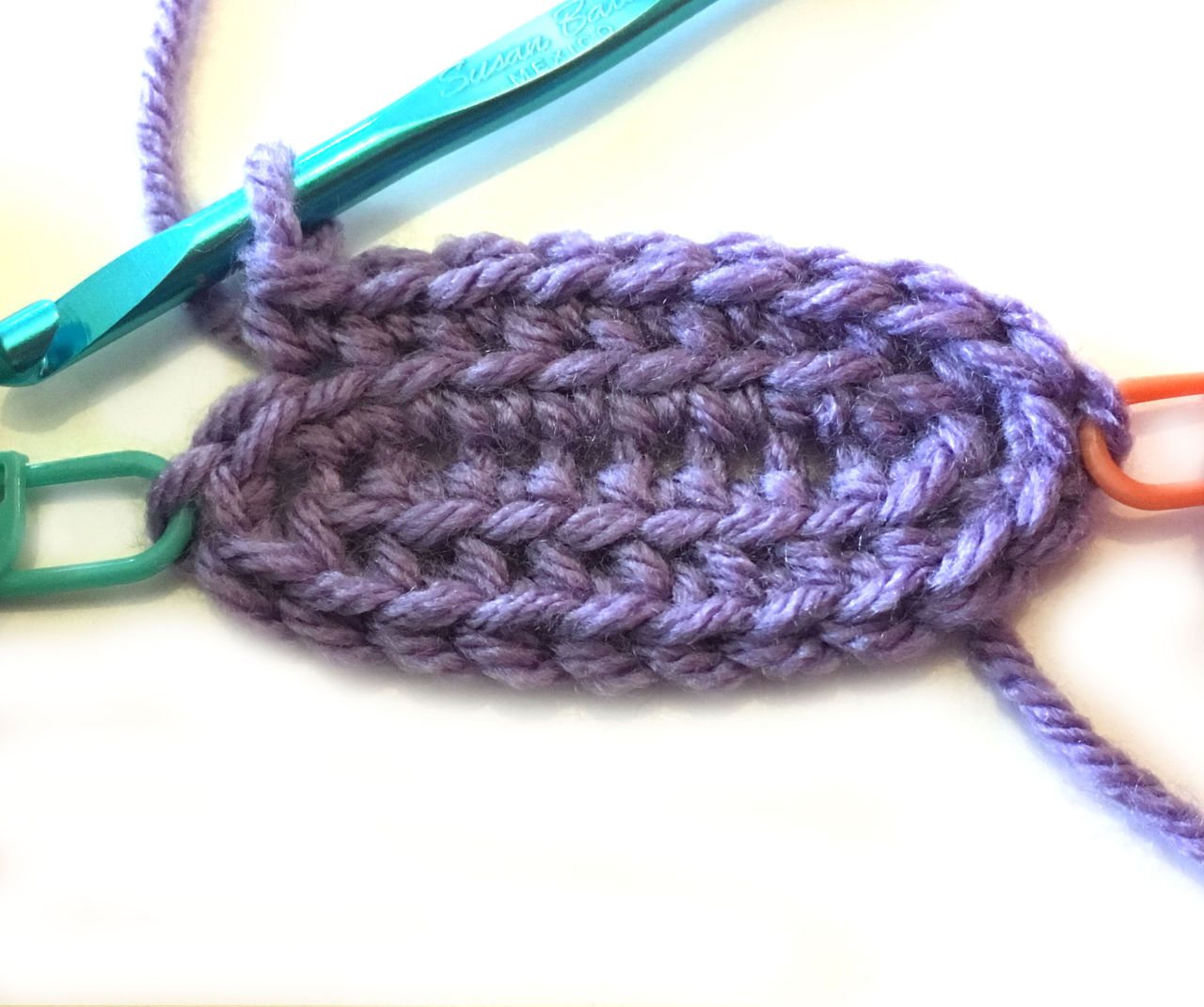 Amination — Crochet an oval