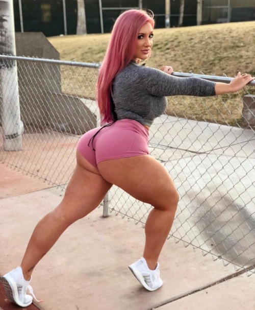 @juicythighs