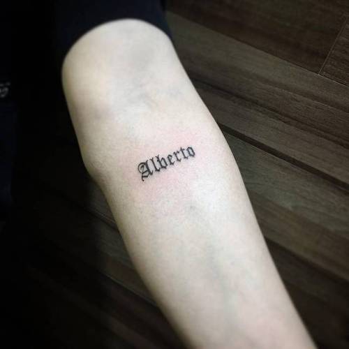 By Jin · Hoa Eternity, done in Seoul. http://ttoo.co/p/126494 small;jin;micro;tiny;ifttt;little;name;minimalist;lettering;inner forearm
