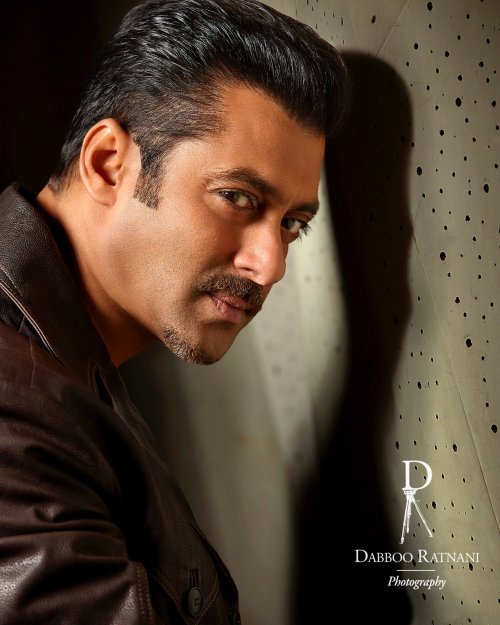 „★ DASHING DEVIL… Photoshoot de Salman Khan În timpul lui Kick (2014)! ”Via: Dabboo Ratnani