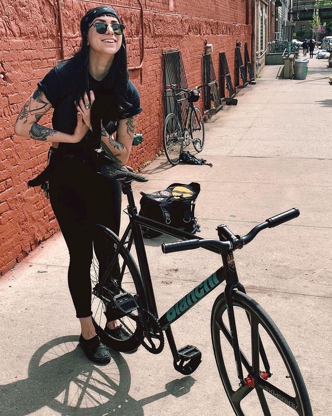 Fixie girl instagram best sale