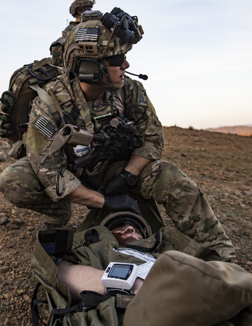 militaryarmament:U.S. Air Force pararescuemen, assigned to the...