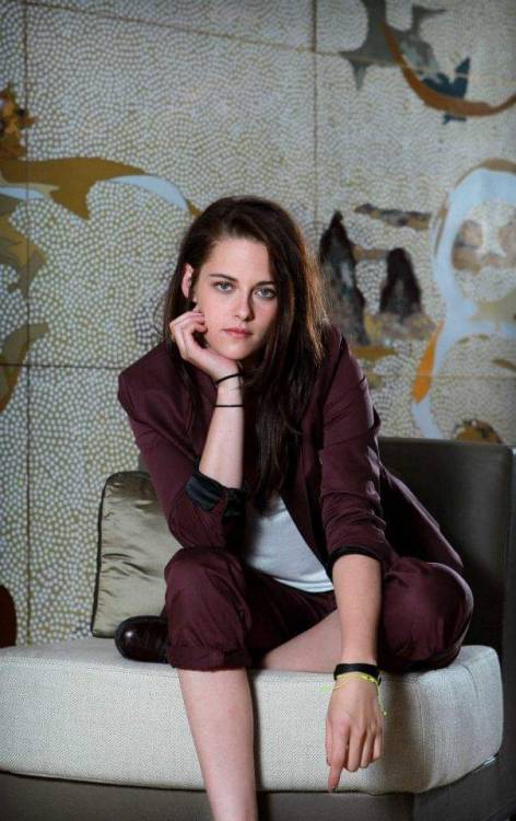Kristen Stewart via : perfectionkristenstewart