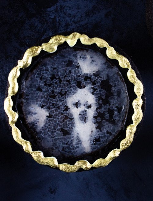 sweetoothgirl:Ghastly Mirror Cookies