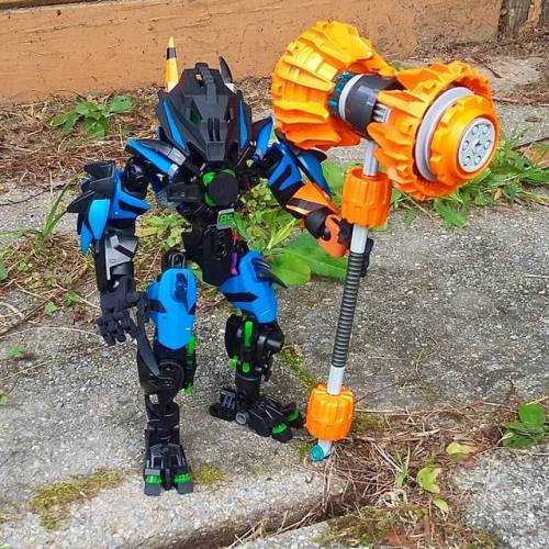 RX-75 [RHINO] Prototype Designed by Valior, for Valior. This...