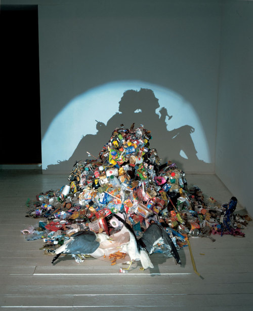 artmonia:Incredible Shadow Art Created From Junk by Tim Noble...