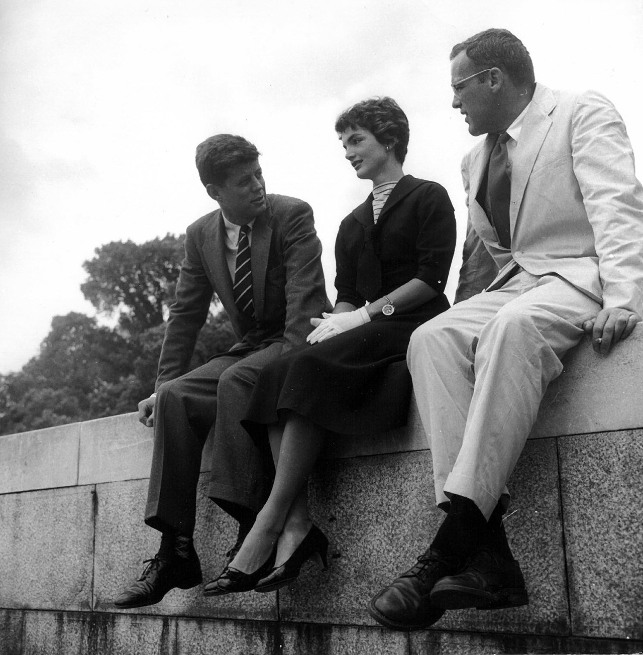 Voxsartoria — 1954 John F Kennedy Jacqueline Kennedy And Lem 