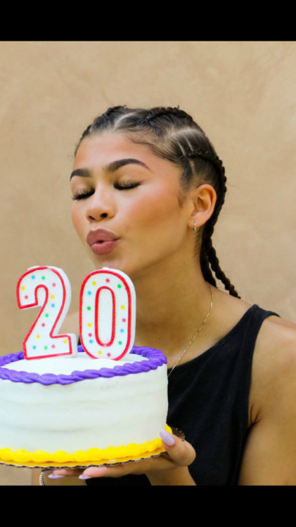 zendaya:#20 #Birthday #Lookoftheday