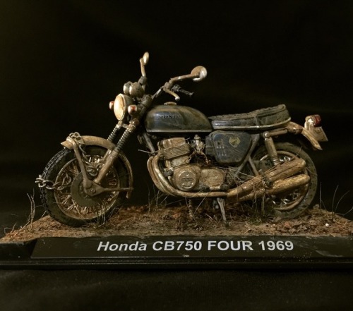 Honda CB750 FOUR 1969 Repaint