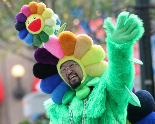 publicartfund:Takashi Murakami in costume (for the Macy’s...