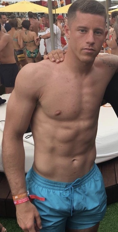 Chelsea’s new wonder in shorts - Ross Barkley