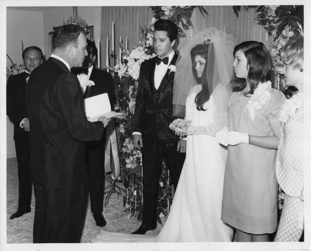 ELVIS PRESLEY AND PRISCILLA LOVE HISTORY — ELVIS AND HIS WIFE PRISCILLA ...