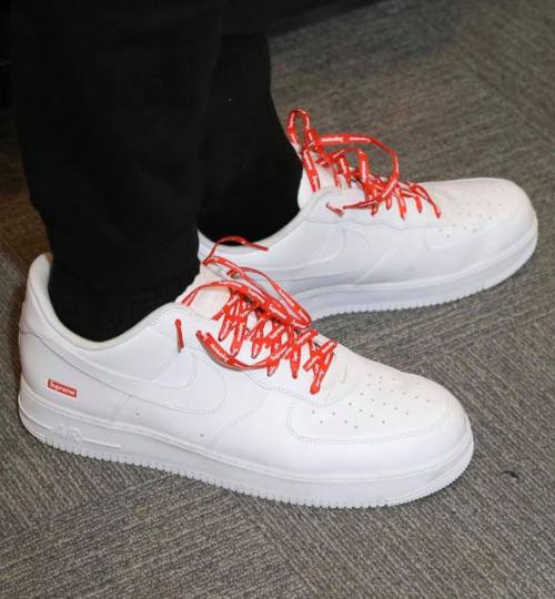 air force 1 supreme red laces