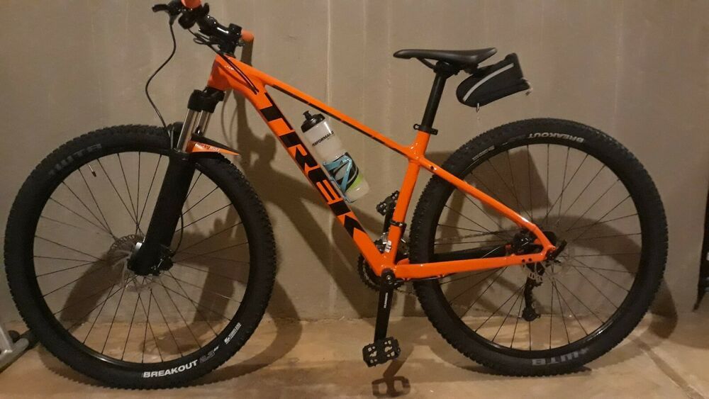 Bicycles — buy 2019 Trek Marlin 7 29er Mountain Bike 17.5"