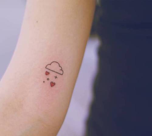 officiallittletattoos:By Seoeon, done at Studio My O So Tis,...