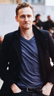 Tom Hiddleston Iphone Wallpaper Tumblr