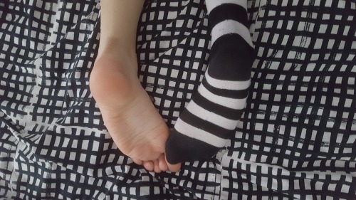 Footsies ^_^